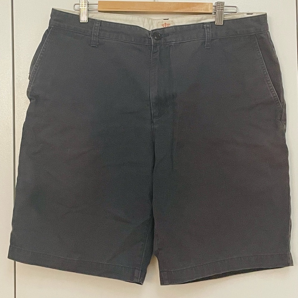 Dockers Navy Blue Shorts - Size 36 100% Cotton
